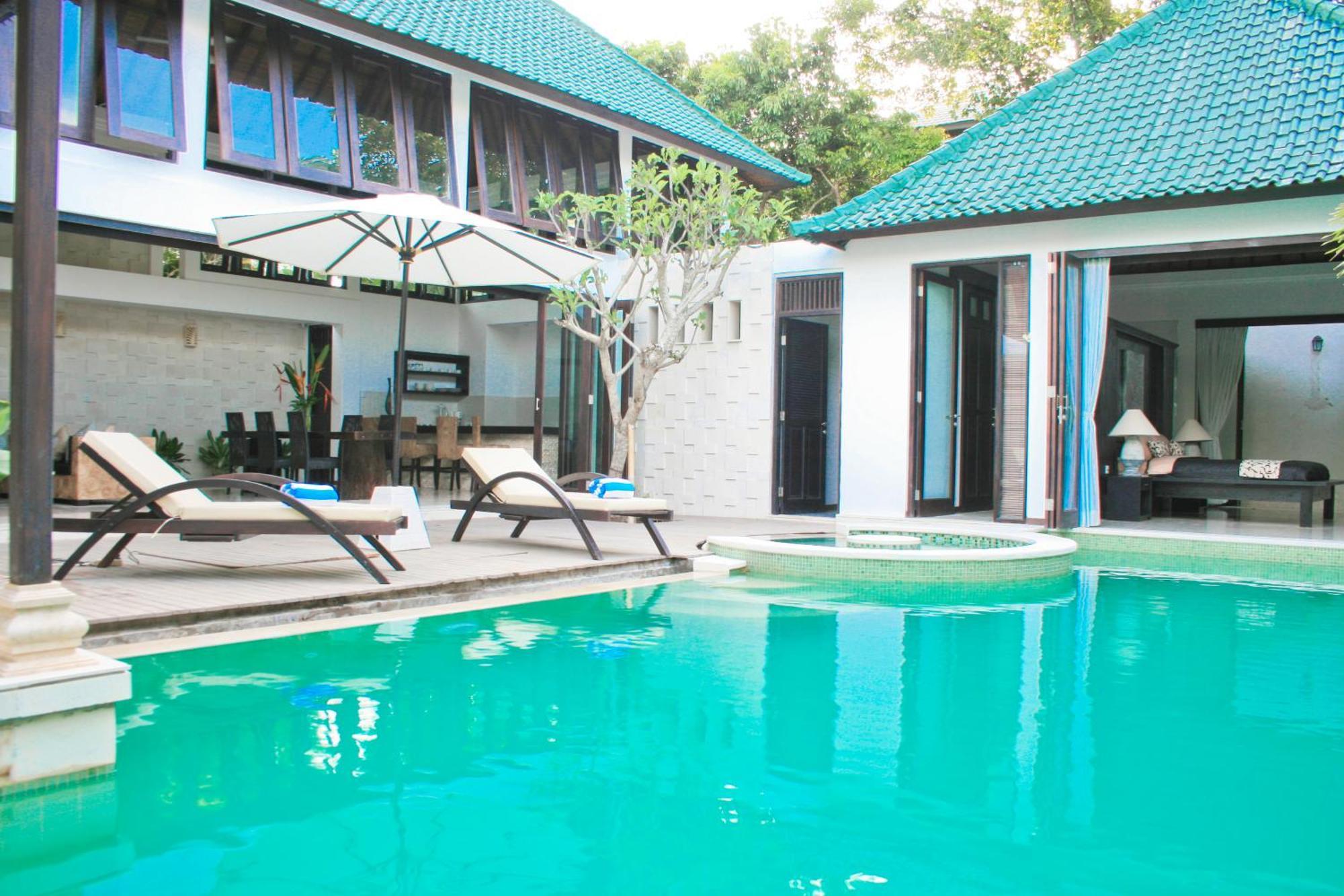 Artemis Villa Hotel Seminyak Esterno foto